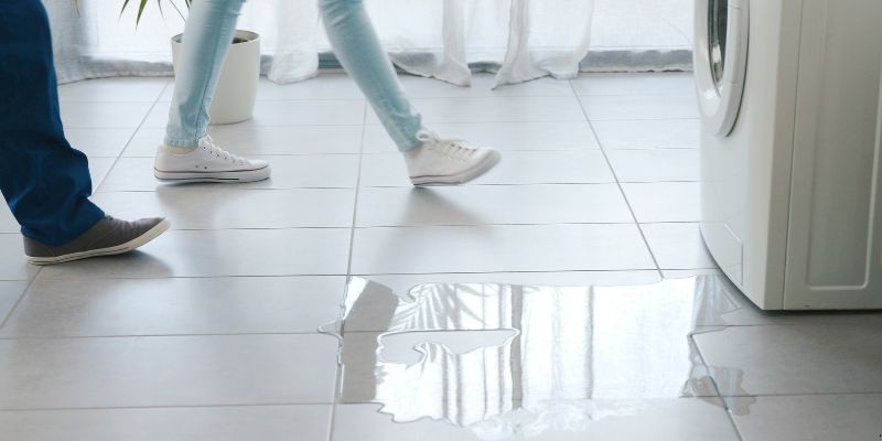 Máquina de Lavar Vazando Água Quando Enche em Divinópolis: Confira 6 Dicas
